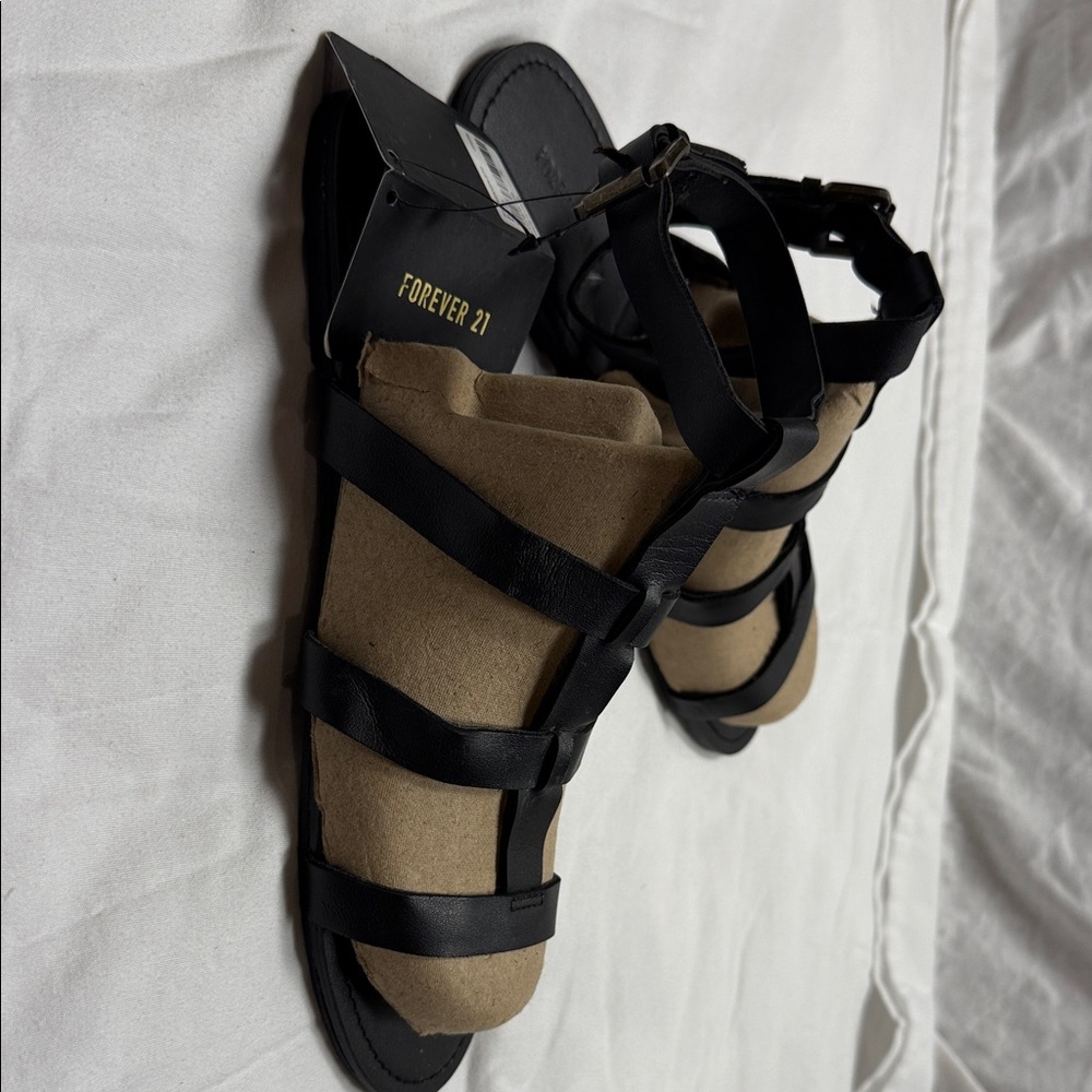 Forever 21 Elegant Black Strappy Sandals size 9 women sit high on ankle - Picture 4 of 12